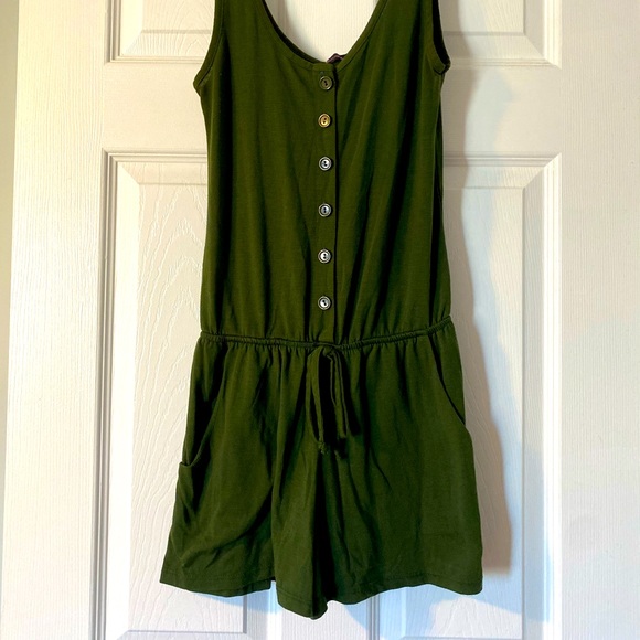 Romper - Picture 1 of 1